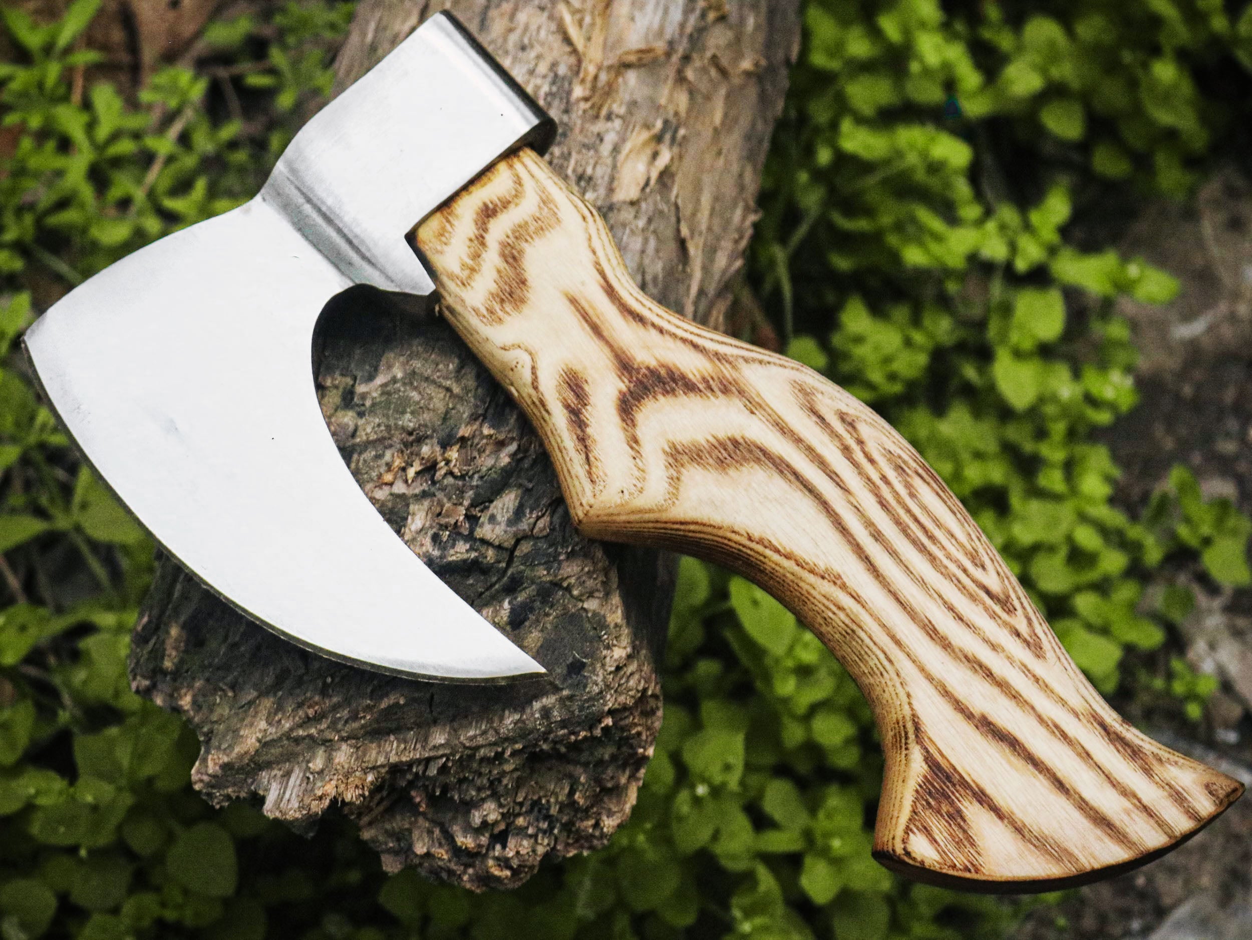 Handmade Viking Axe – Classic Norse Design with Burnt Ashwood Handle