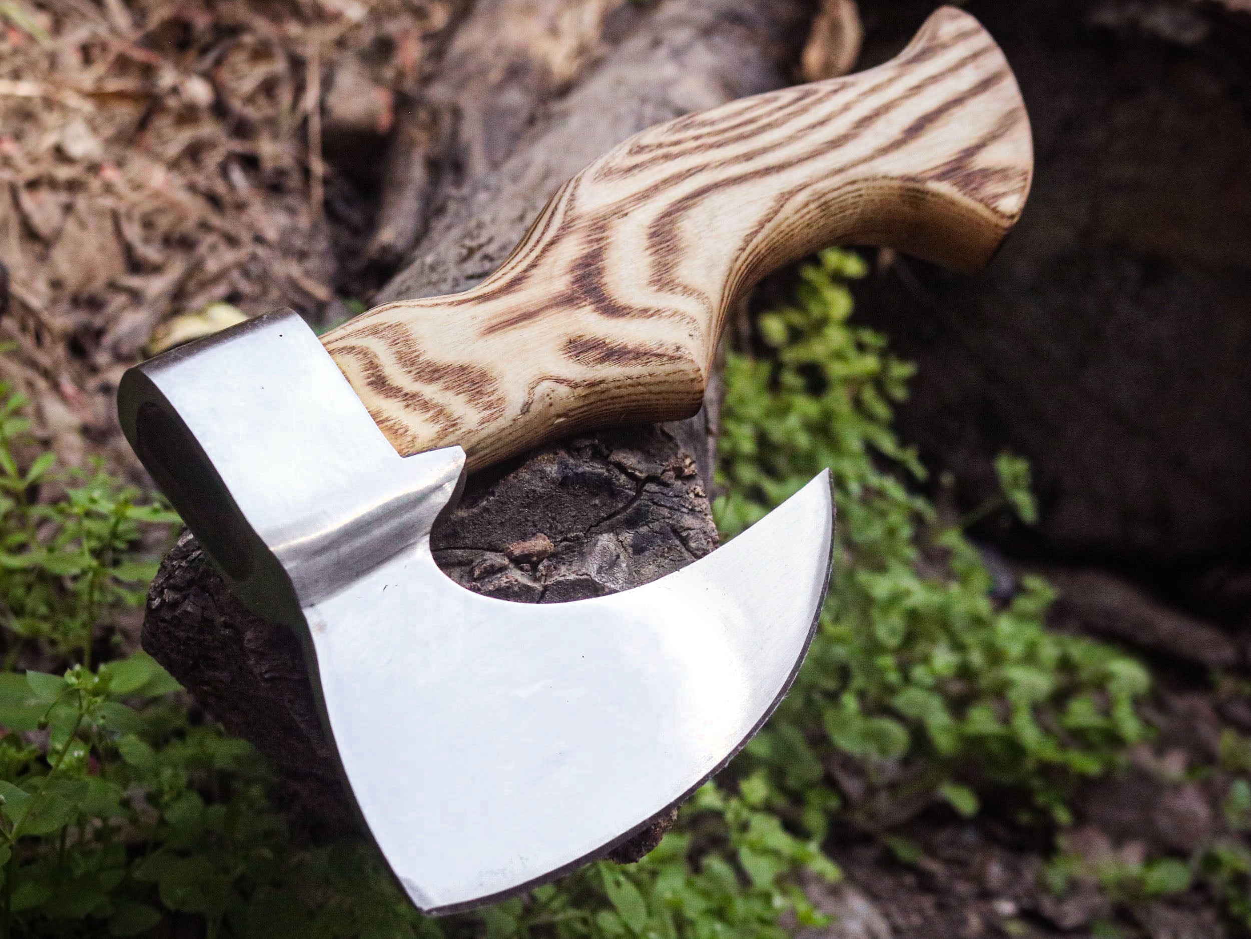 Handmade Viking Axe – Classic Norse Design with Burnt Ashwood Handle